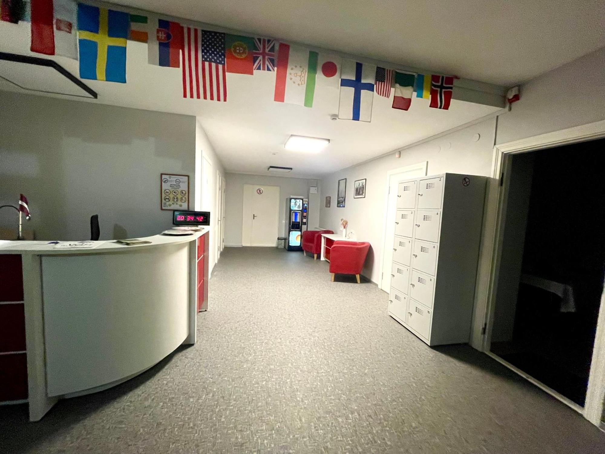 Central Hostel ילגבה מראה חיצוני תמונה