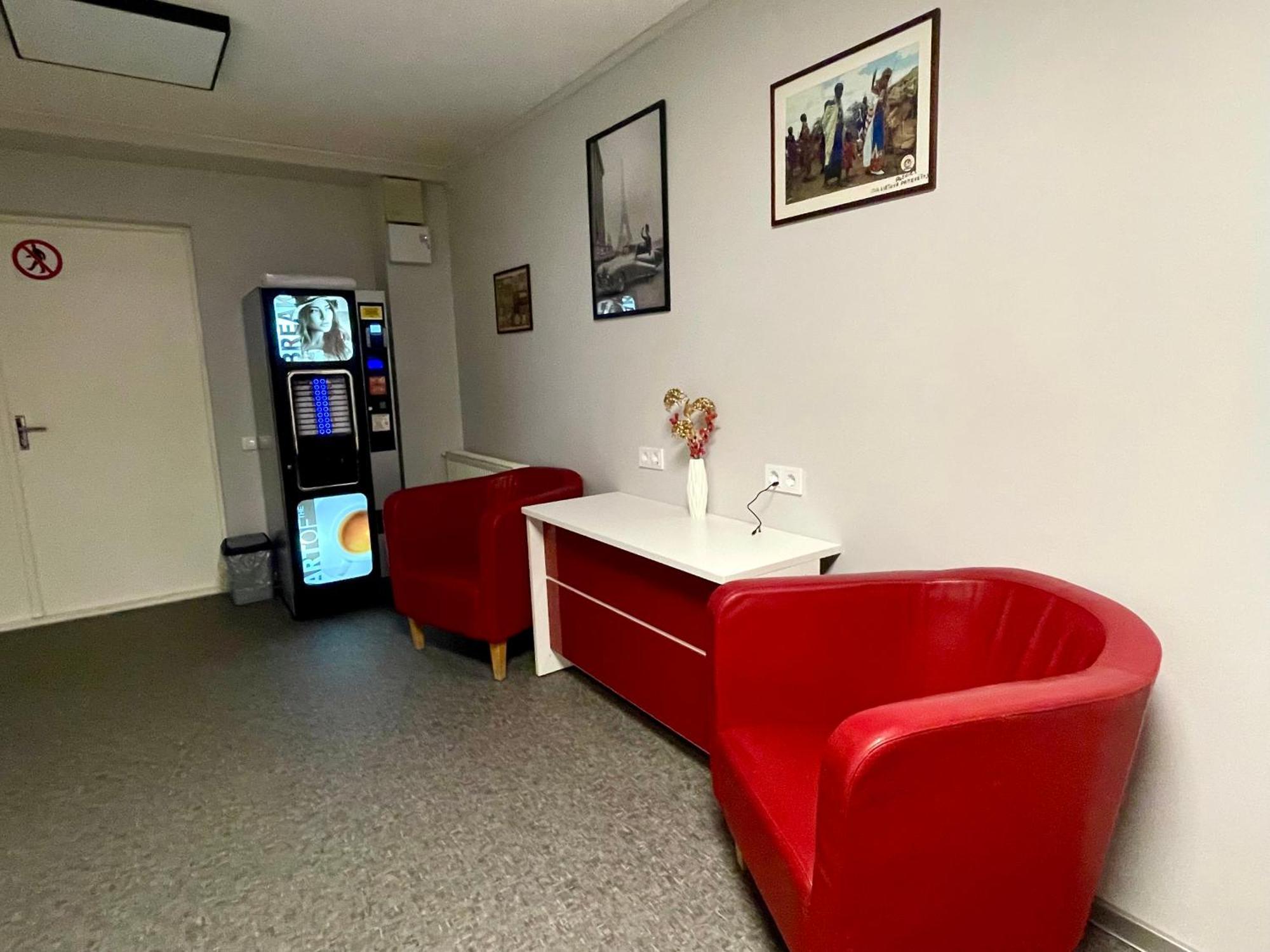 Central Hostel ילגבה מראה חיצוני תמונה